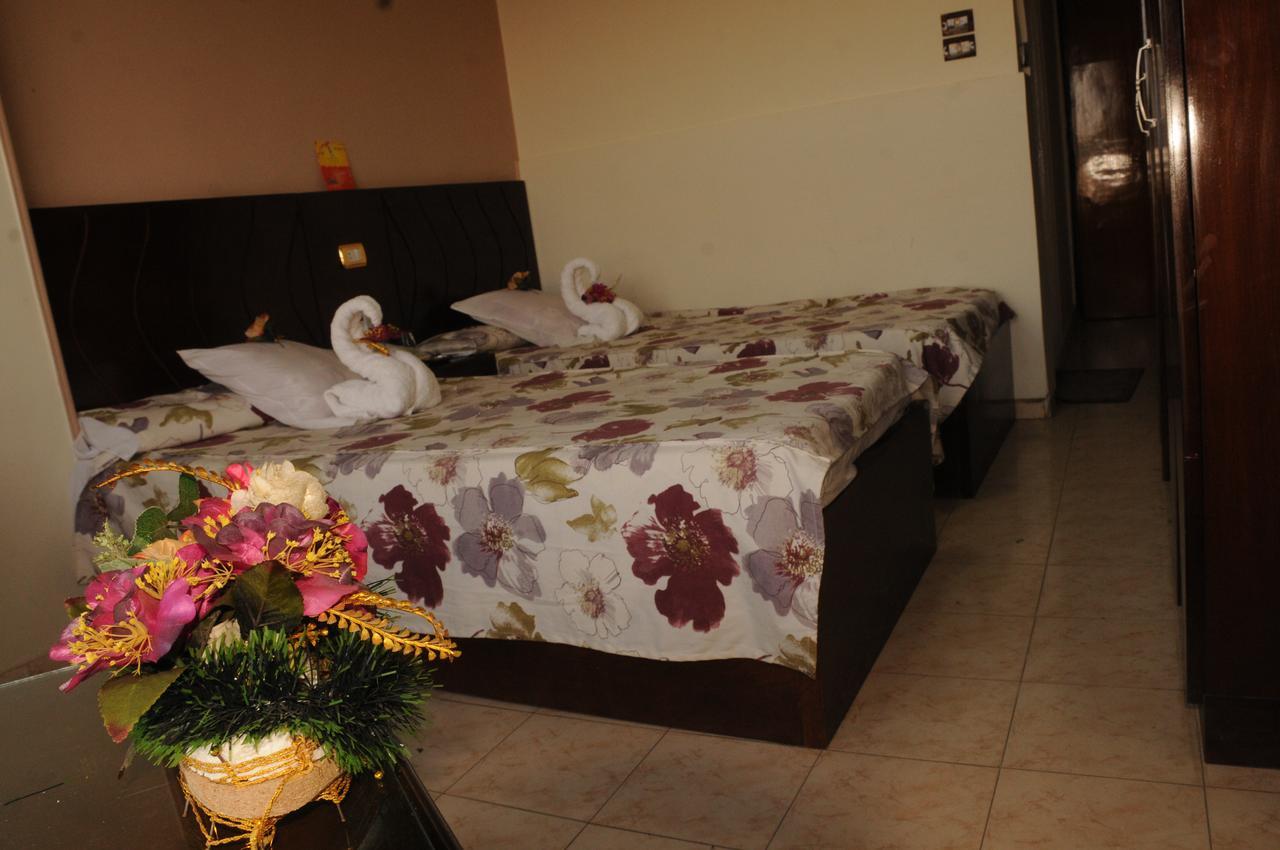King Akhenaton Hotel 알 미니아 외부 사진