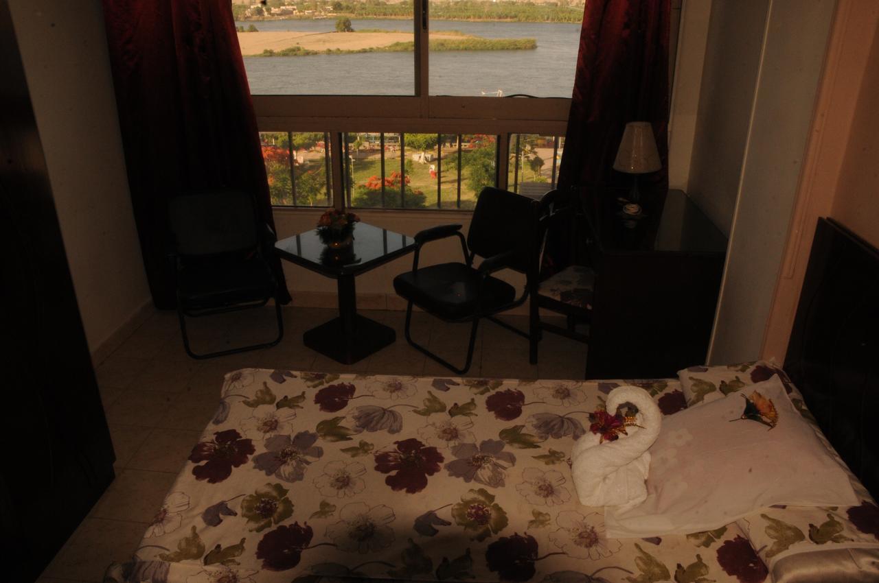 King Akhenaton Hotel 알 미니아 외부 사진
